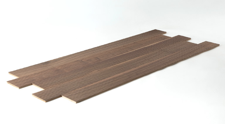 �E�H�[���i�b�g30�N���A�I�C������W150 �{�H��ʐ^�W